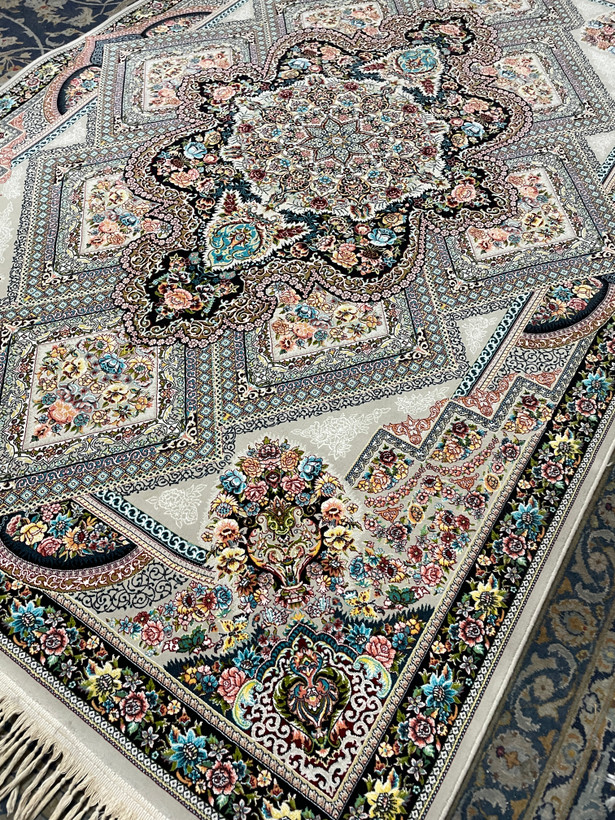 یک جفت قالیچه ۱۲۰۰ شانه تراکم ۳۶۰۰ماشینی در حد نو