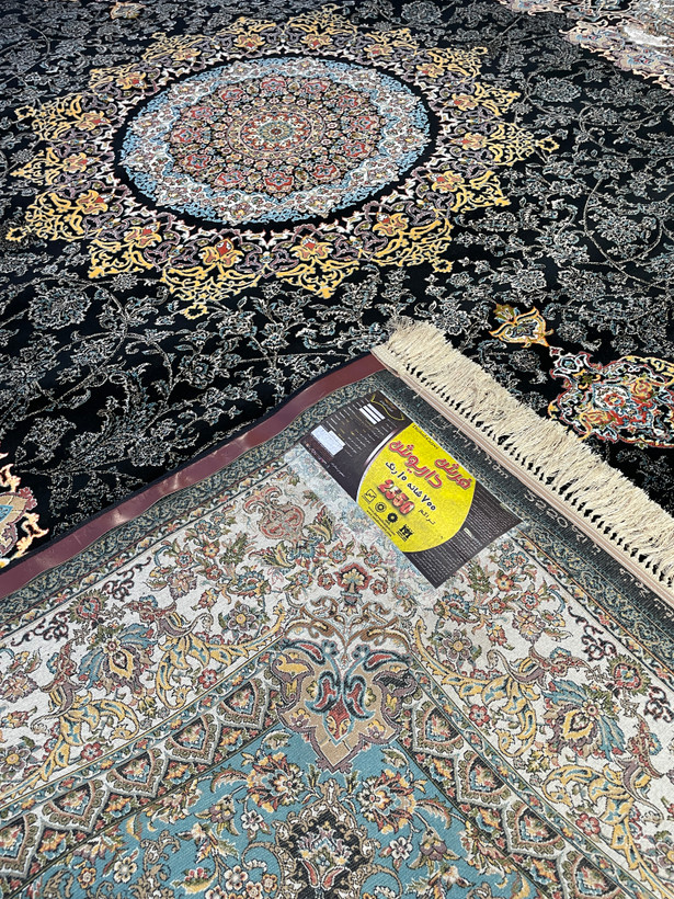 یک تخته ۱۲ متری ماشینی ۷۰۰شانه تراکم ۲۵۵۰سرمه ای نو
