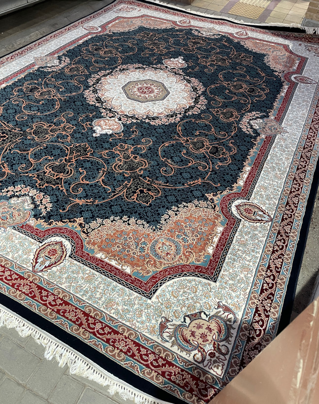 یک جفت ۱۲ متری ۷۰۰شانه سرمه ای در حد نو